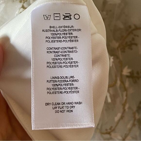 NWT Helsi Ella Midi White Dress Embroidered Long Sleeve Deep Size M - Picture 10 of 11